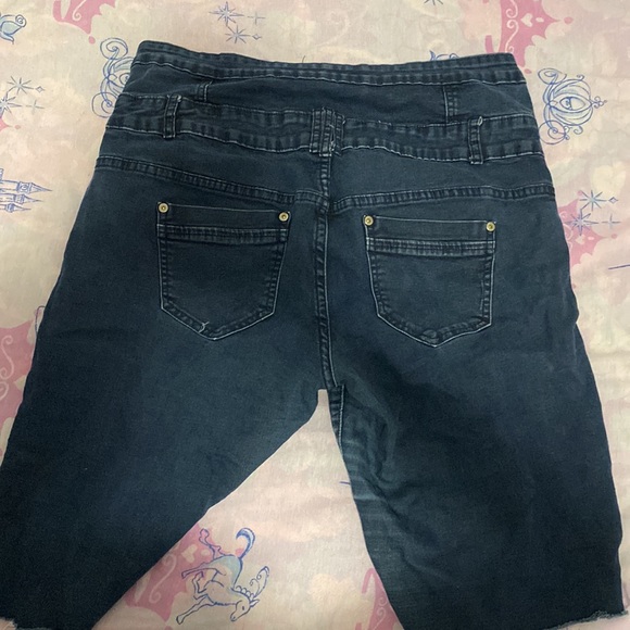 Seductions Sirens - Picture 3 of 3